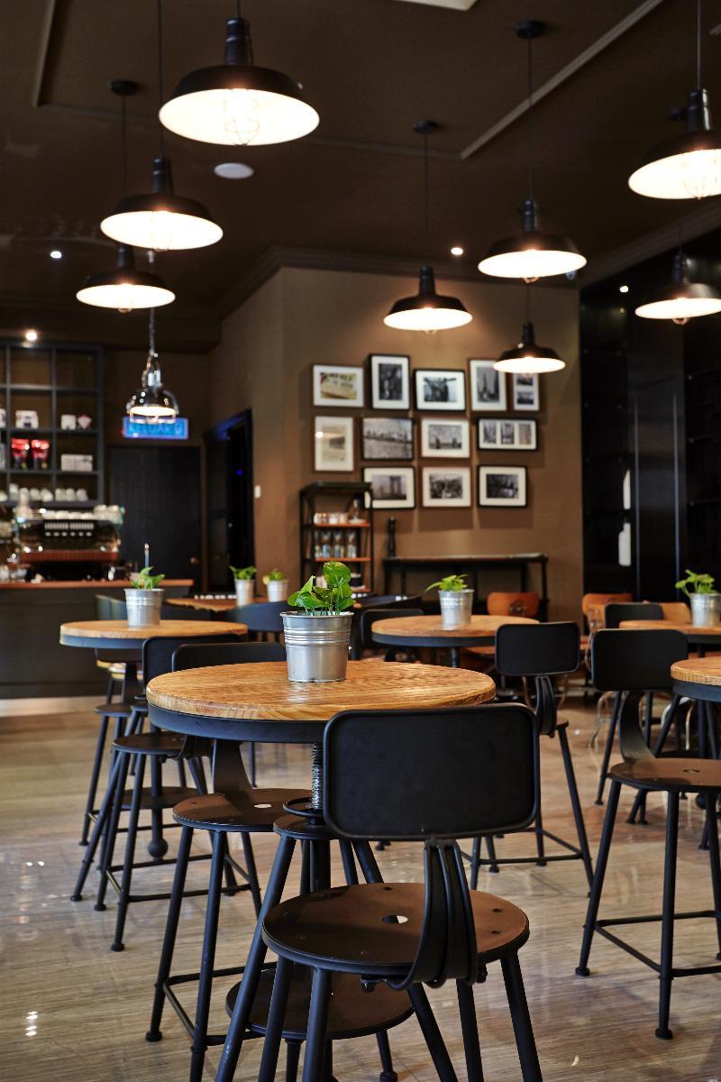 Manhattan Business Hotel Damansara Perdana Петалинг Джая Екстериор снимка