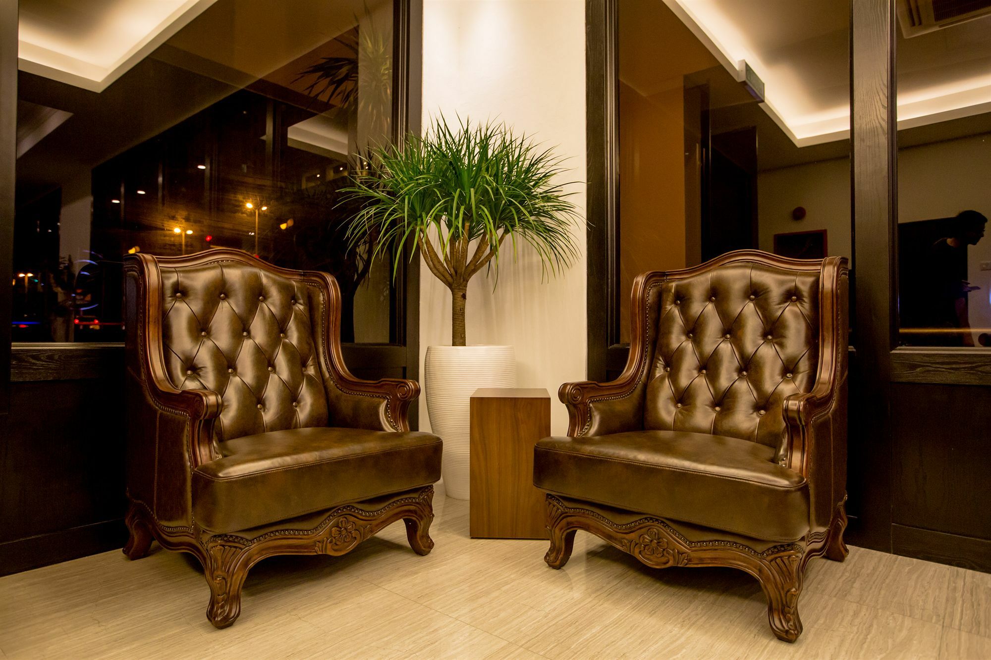 Manhattan Business Hotel Damansara Perdana Петалинг Джая Екстериор снимка